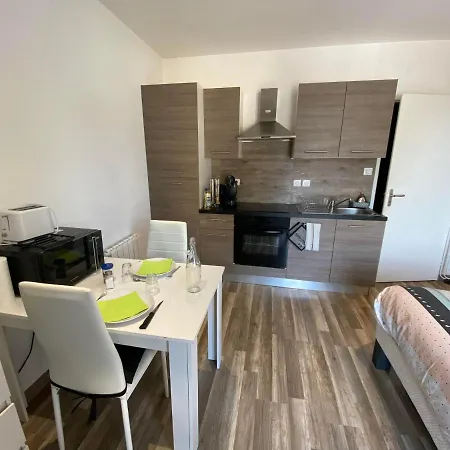 Legend- Parking privé- Terrasse privée- Wifi - Convert Bourg-en-Bresse Extérieur photo