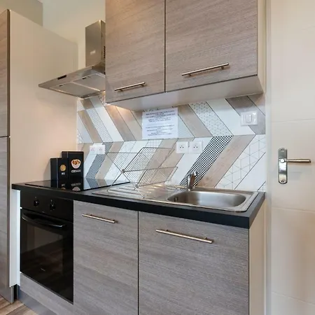 Legend- Parking privé- Terrasse privée- Wifi - Convert Bourg-en-Bresse Extérieur photo