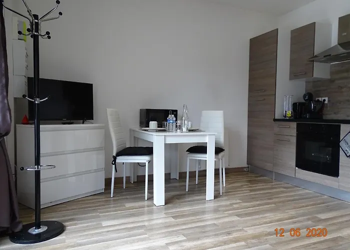 Legend- Parking privé- Terrasse privée- Wifi - Convert