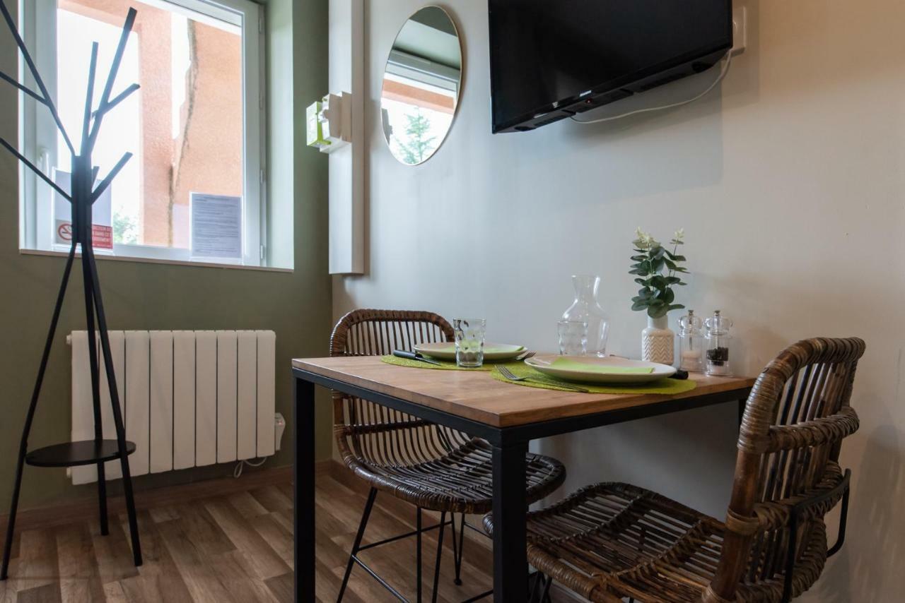 Appartement Legend- Parking Privé- Terrasse Privée- Wifi - Convert *
